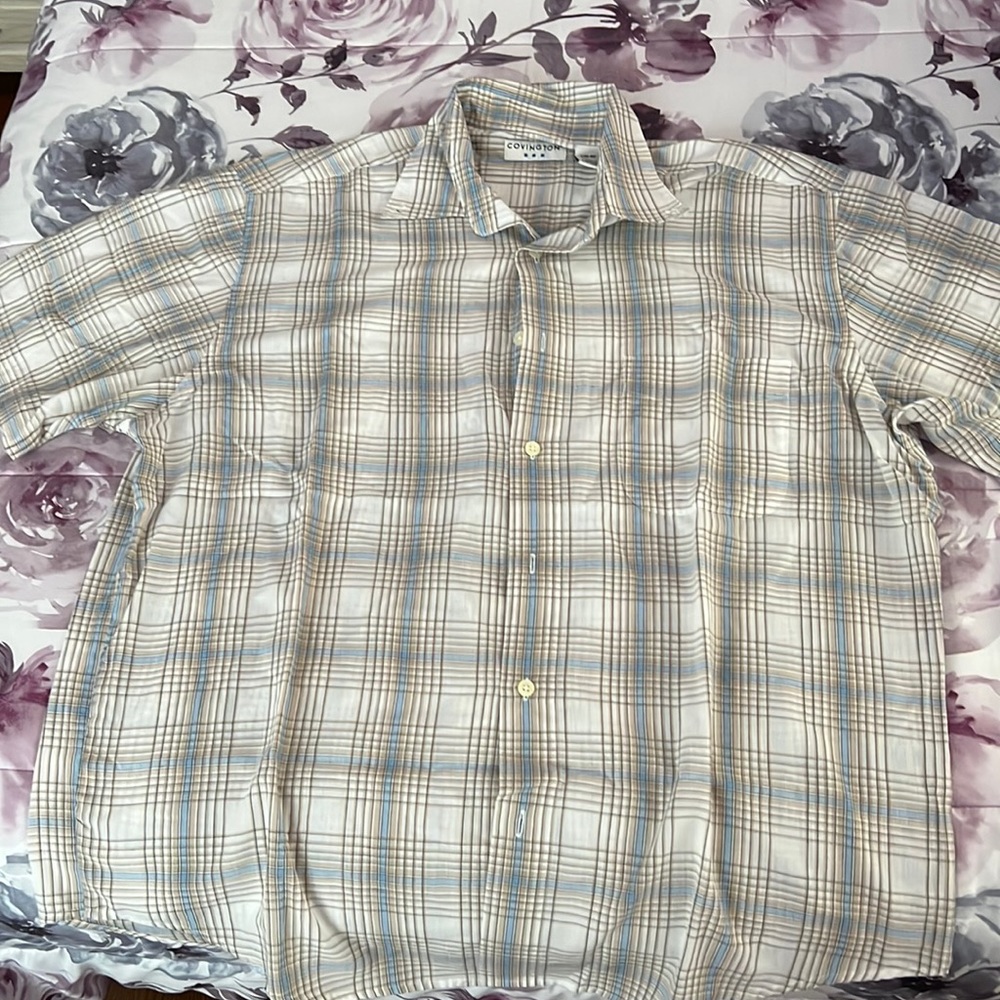Striped short sleeve button down dress shirt